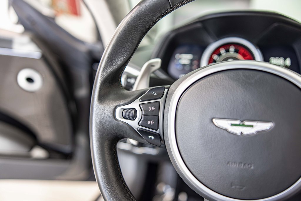 2020 ASTON MARTIN DB11 - Image 22