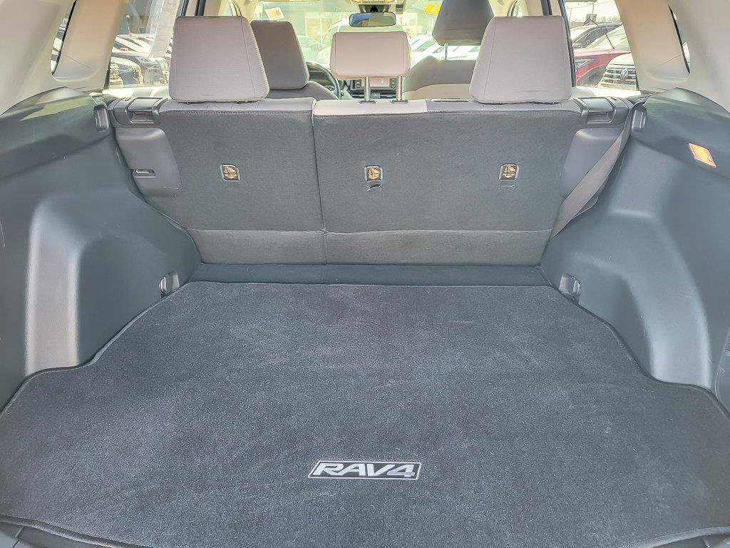 2019 TOYOTA RAV4 - Image 24