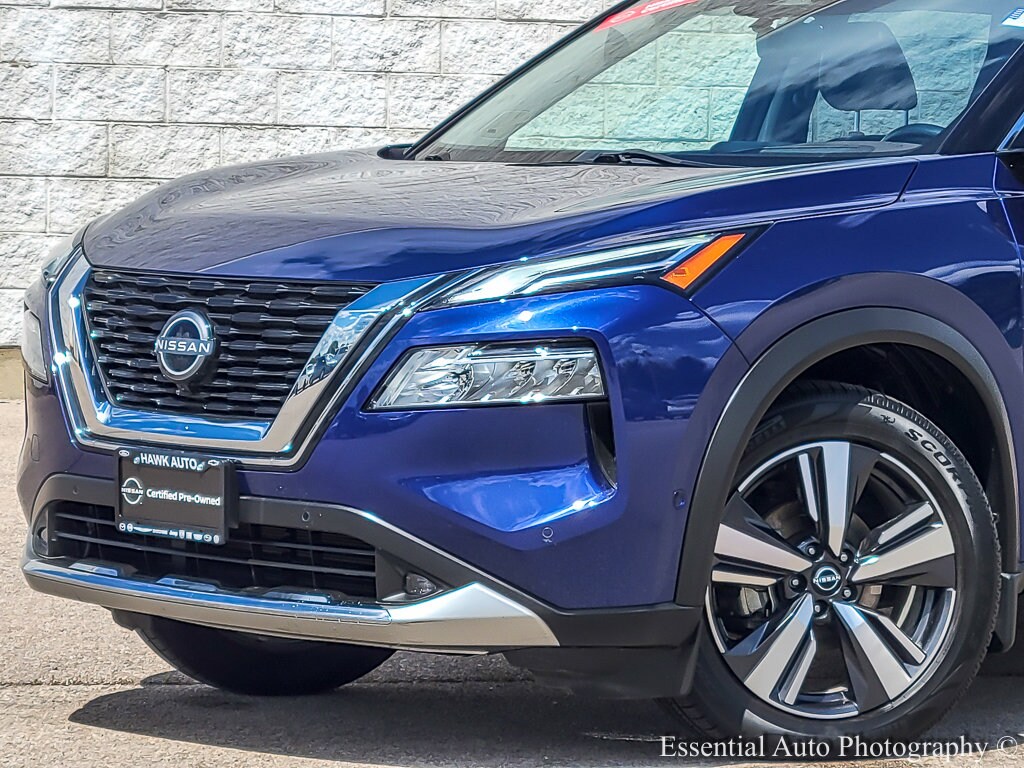 2022 Nissan Rogue Platinum photo 2