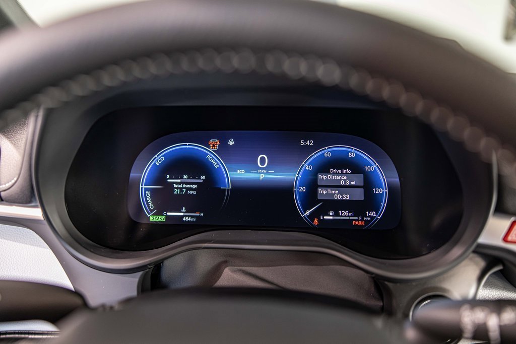 2025 TOYOTA SIENNA - Image 24