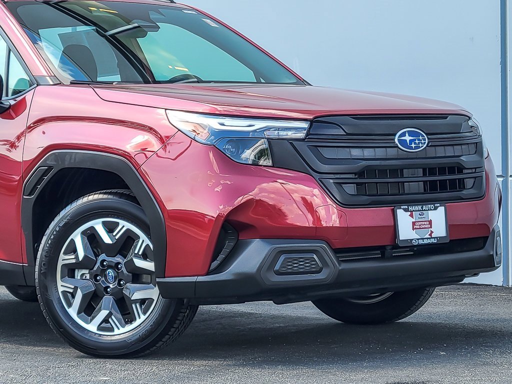 2025 Subaru Forester Base photo 2