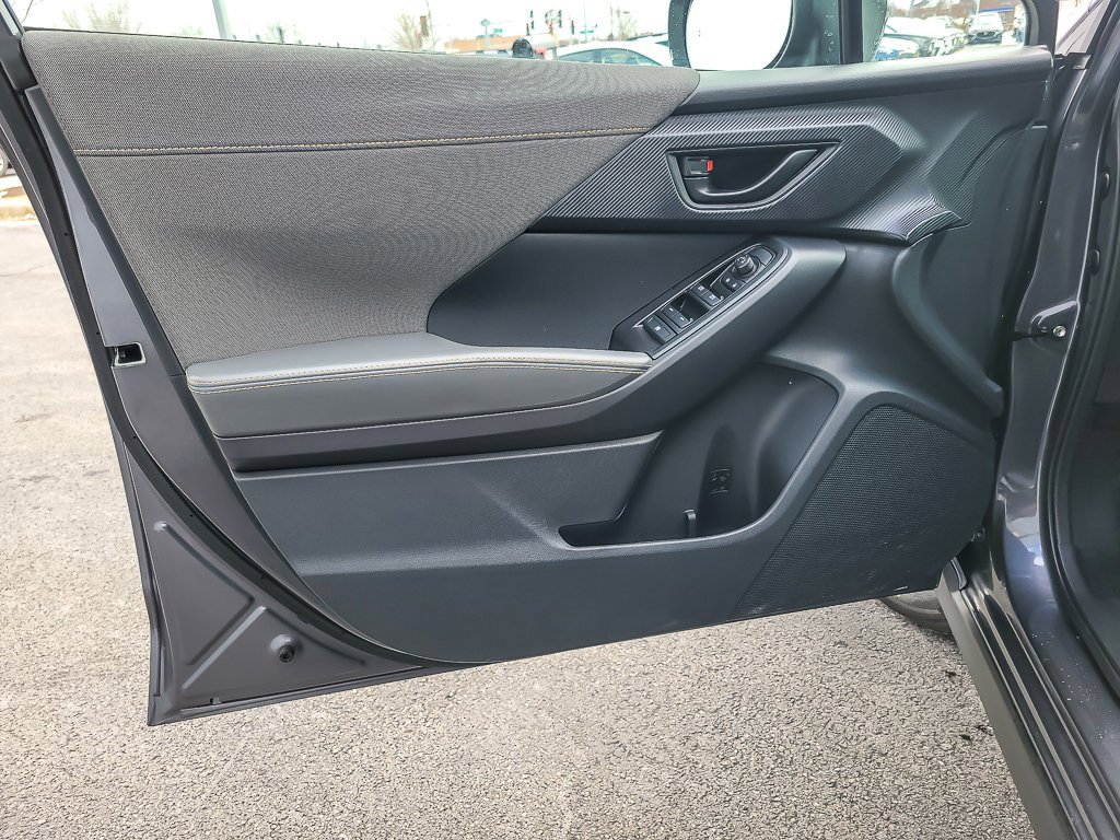 2025 SUBARU CROSSTREK - Image 16