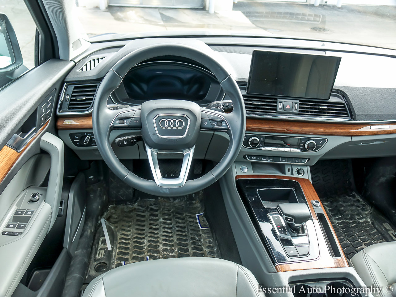 2023 AUDI Q5 - Image 4