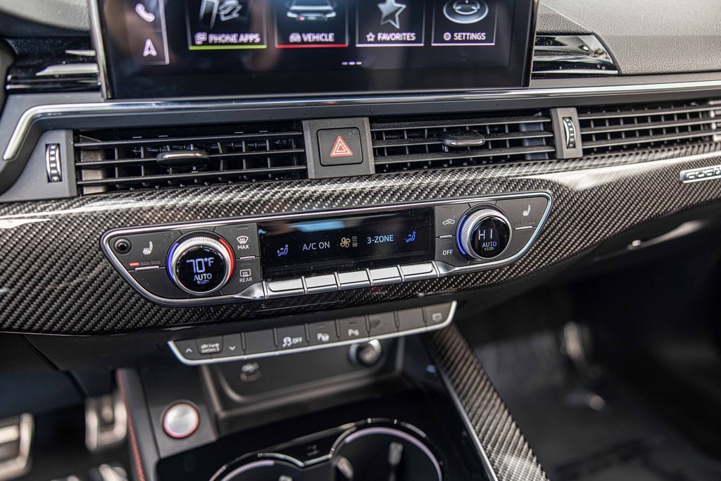 2022 AUDI RS 5 - Image 27