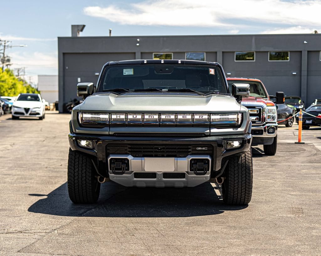 Used 2024 GMC HUMMER EV 3X with VIN 1GKB0RDCXRU100943 for sale in Plainfield, IL
