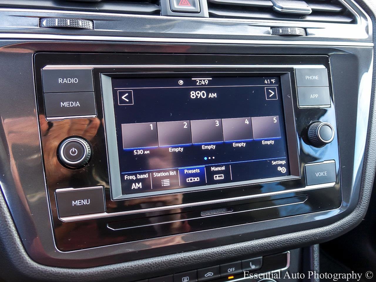 2023 VOLKSWAGEN TIGUAN - Image 14