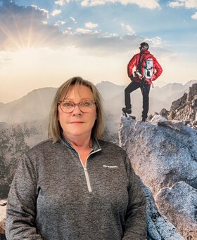 Staff member Elizabeth Nosaka from a3da4b191887