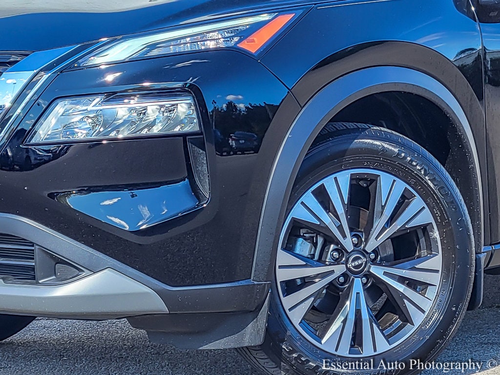 2023 NISSAN ROGUE - Image 3