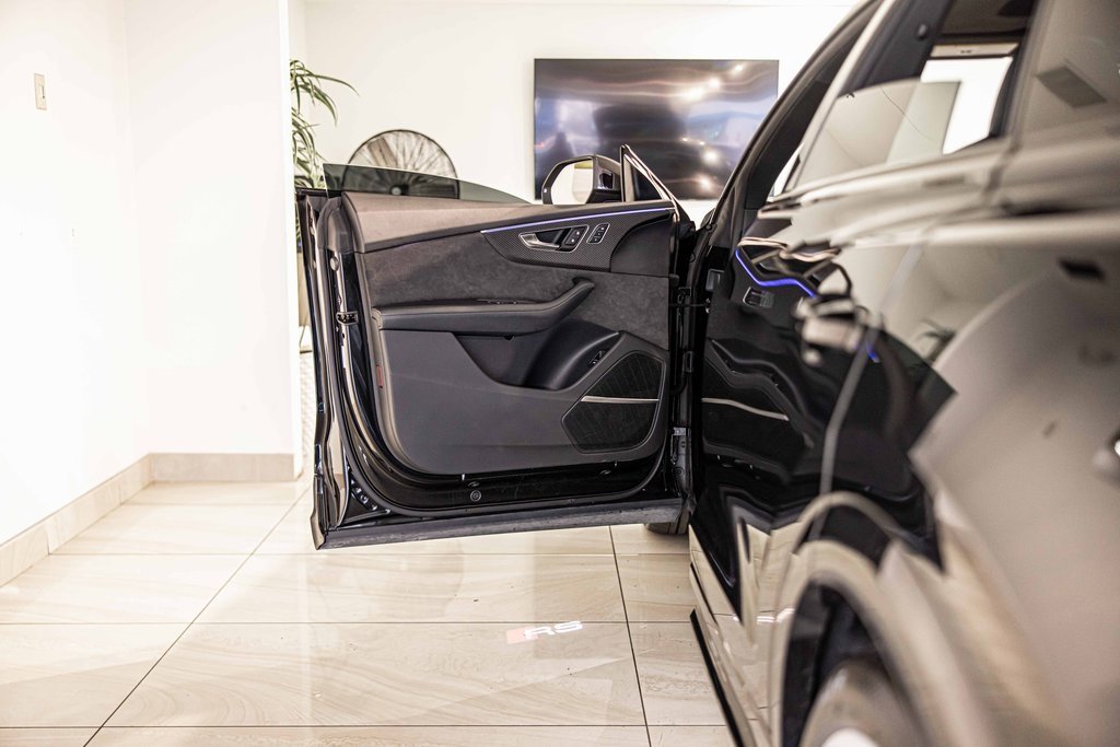 2022 AUDI RS Q8 - Image 33