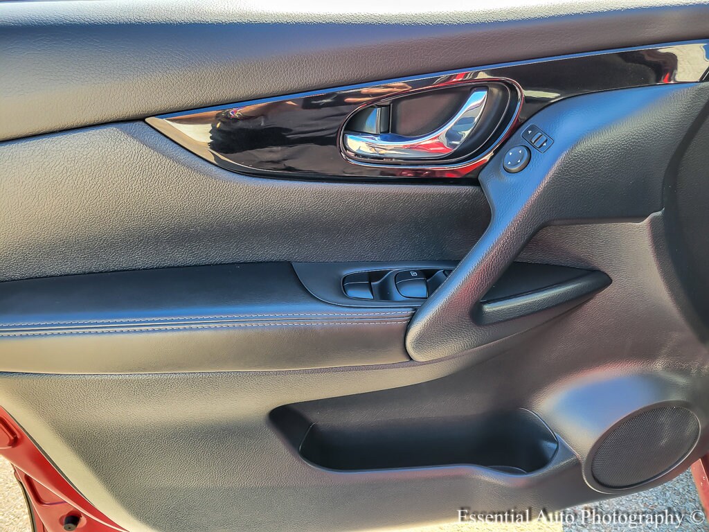 2022 NISSAN ROGUE SPORT - Image 16