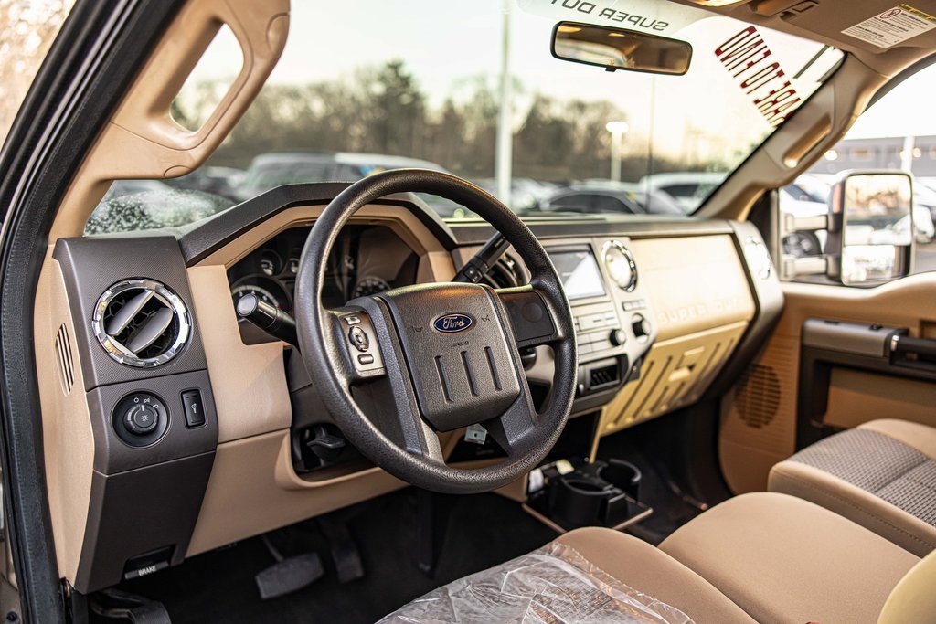 2011 FORD F-350 - Image 17
