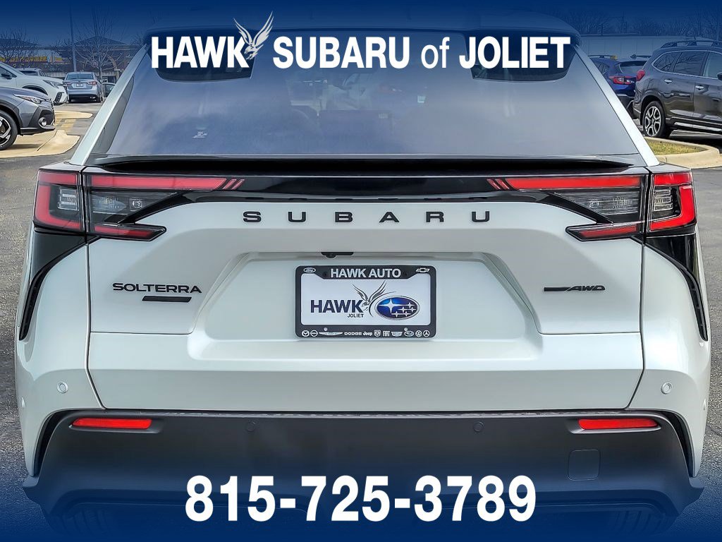 View vehicle photo 5