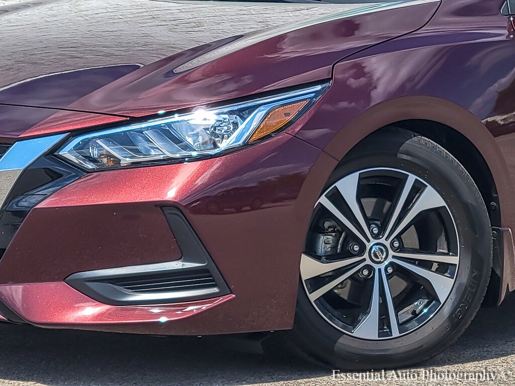 2022 Nissan Sentra SV photo 2