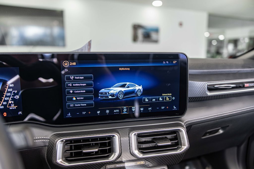 2025 FORD MUSTANG - Image 26
