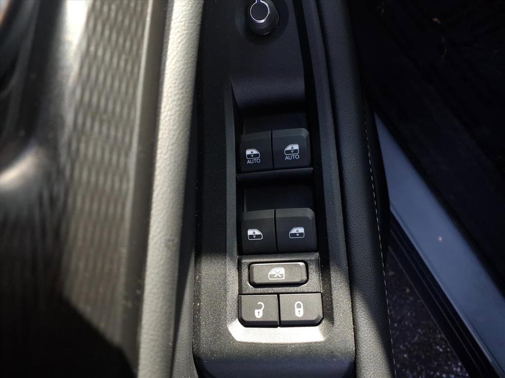 2025 JEEP GRAND CHEROKEE L - Image 18