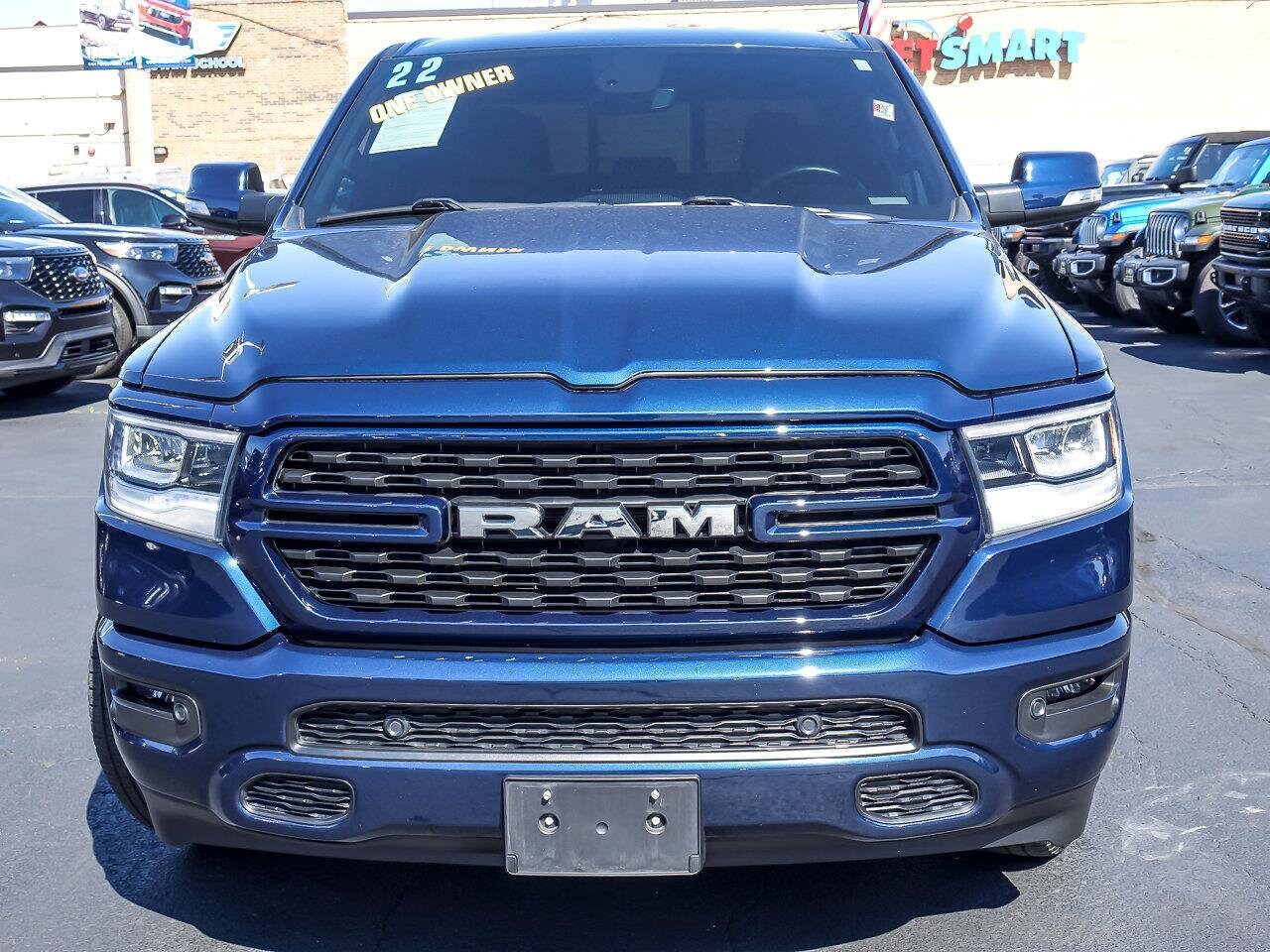 2022 Ram 1500 Big Horn photo 3