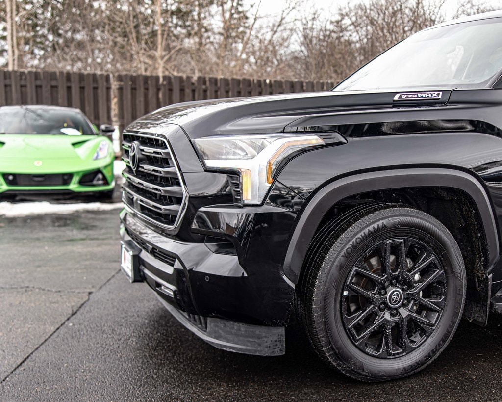 2024 TOYOTA SEQUOIA - Image 4