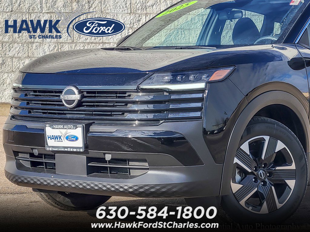 2025 NISSAN KICKS MPV - Image 2