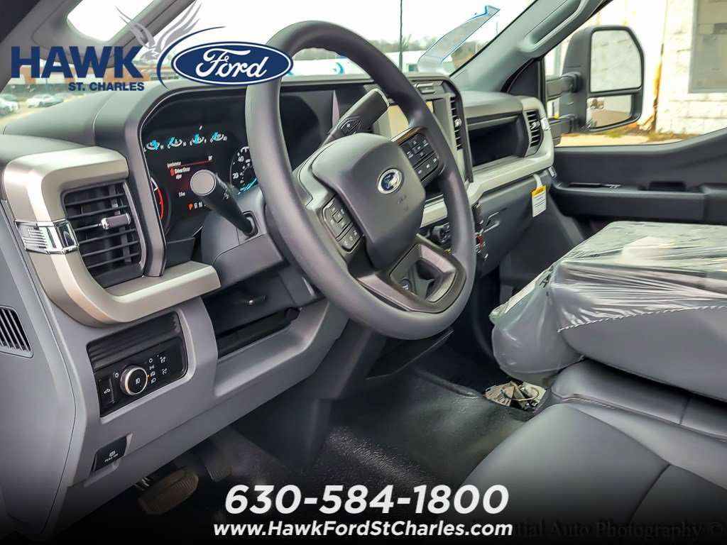 2024 FORD F-550 - Image 9