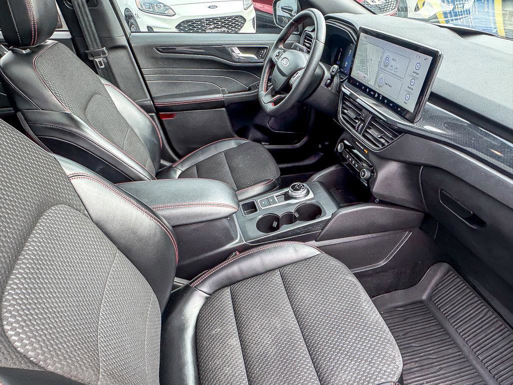 2023 FORD ESCAPE - Image 32