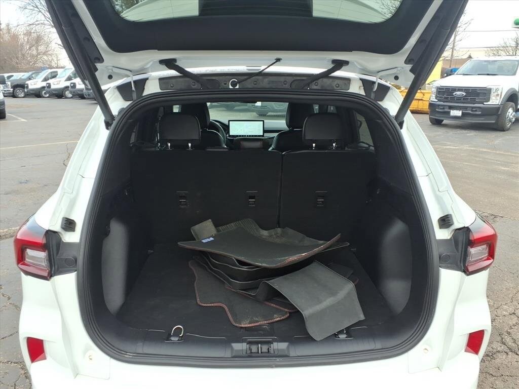 2023 FORD ESCAPE - Image 30