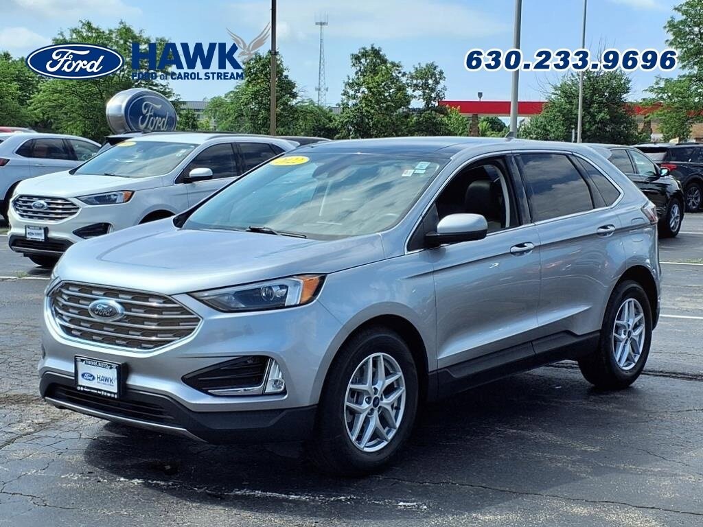 2022 Ford Edge SEL photo 3