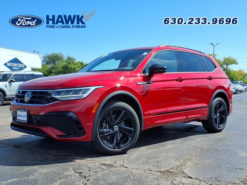 Used 2024 Volkswagen Tiguan SE R-Line Black 2.0T SE R-Line Black 4MOTION