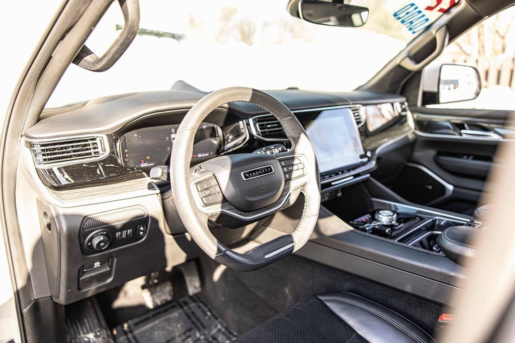 2022 JEEP WAGONEER - Image 19