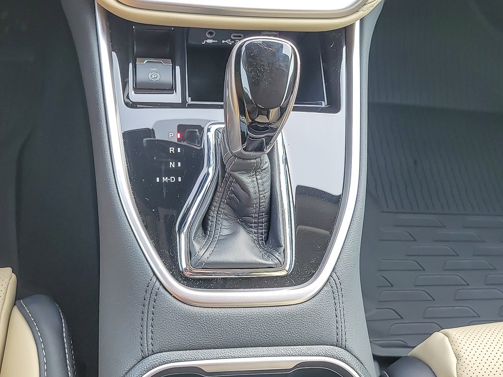 2025 SUBARU OUTBACK - Image 16