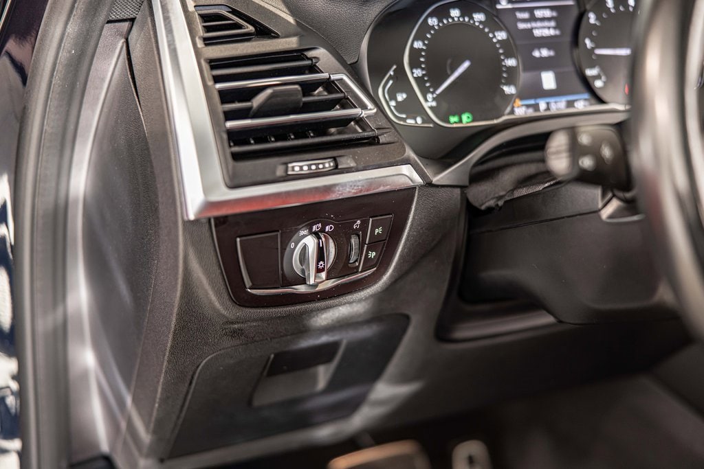 2022 BMW X3 - Image 22