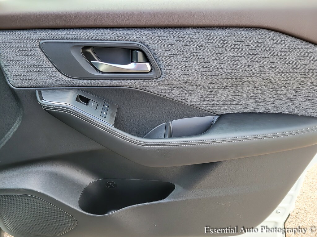 2023 NISSAN ROGUE - Image 20