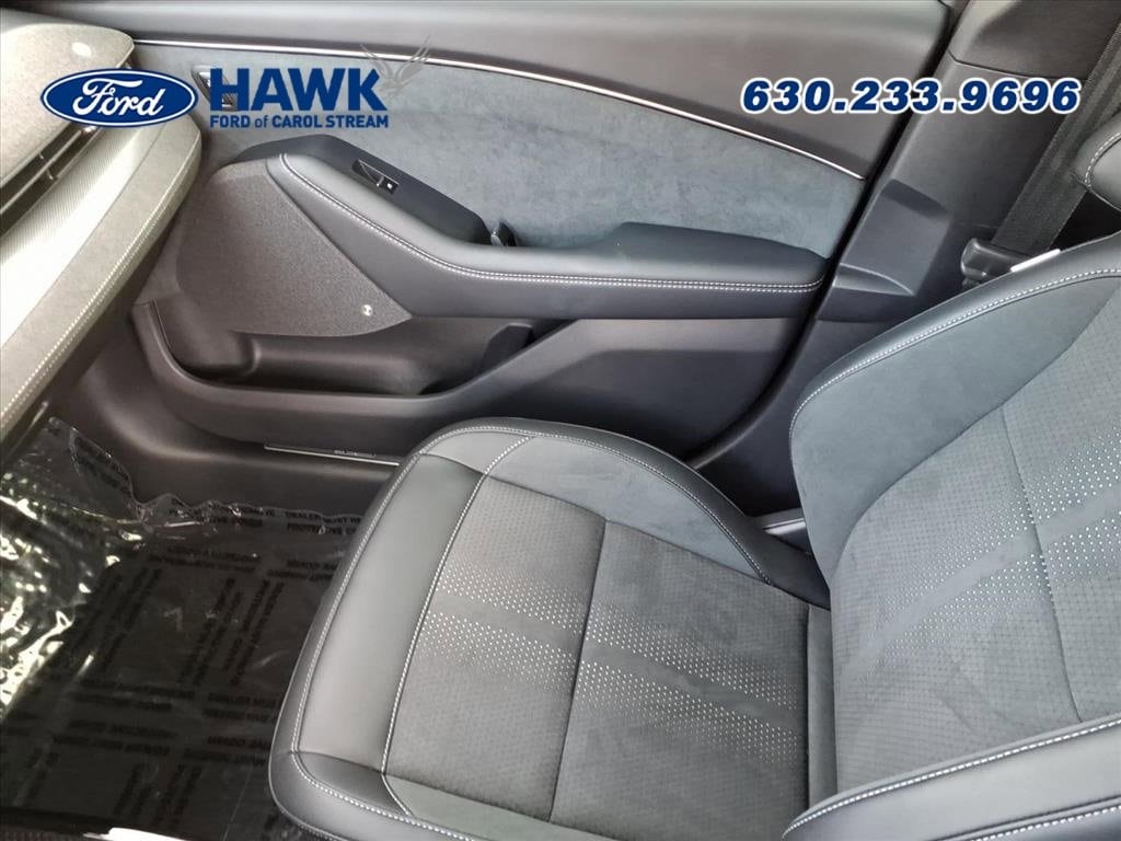 2023 FORD MUSTANG MACH-E - Image 23