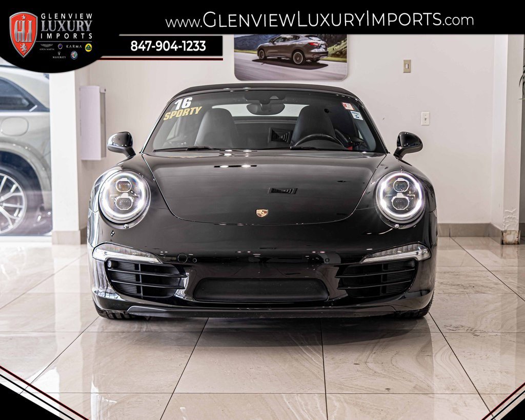 2016 Porsche 911 Black Edition's photo