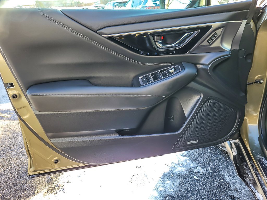 2024 SUBARU OUTBACK - Image 16