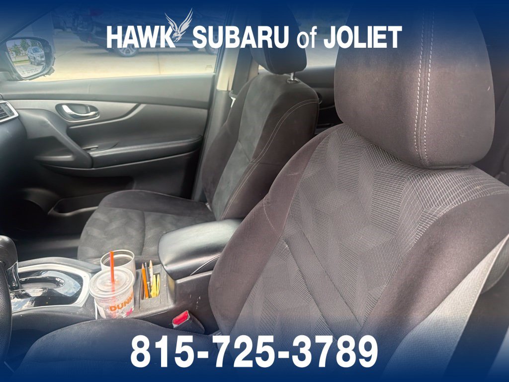 Used 2014 Nissan Rogue SV with VIN 5N1AT2MV9EC760961 for sale in Plainfield, IL