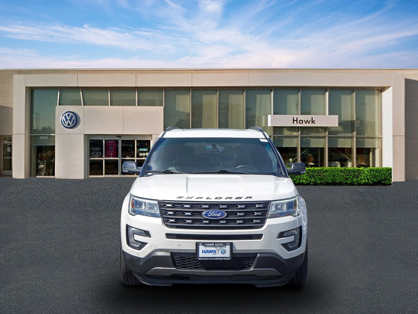 Used 2017 Ford Explorer XLT with VIN 1FM5K8D85HGA97936 for sale in Plainfield, IL