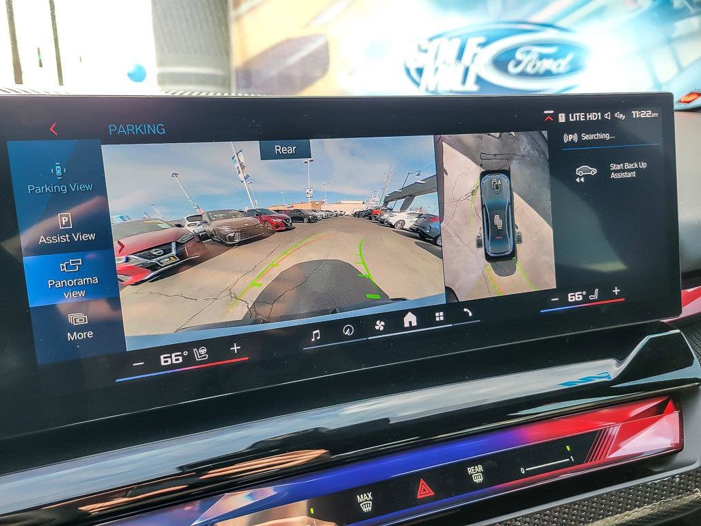 2025 BMW M5 - Image 18