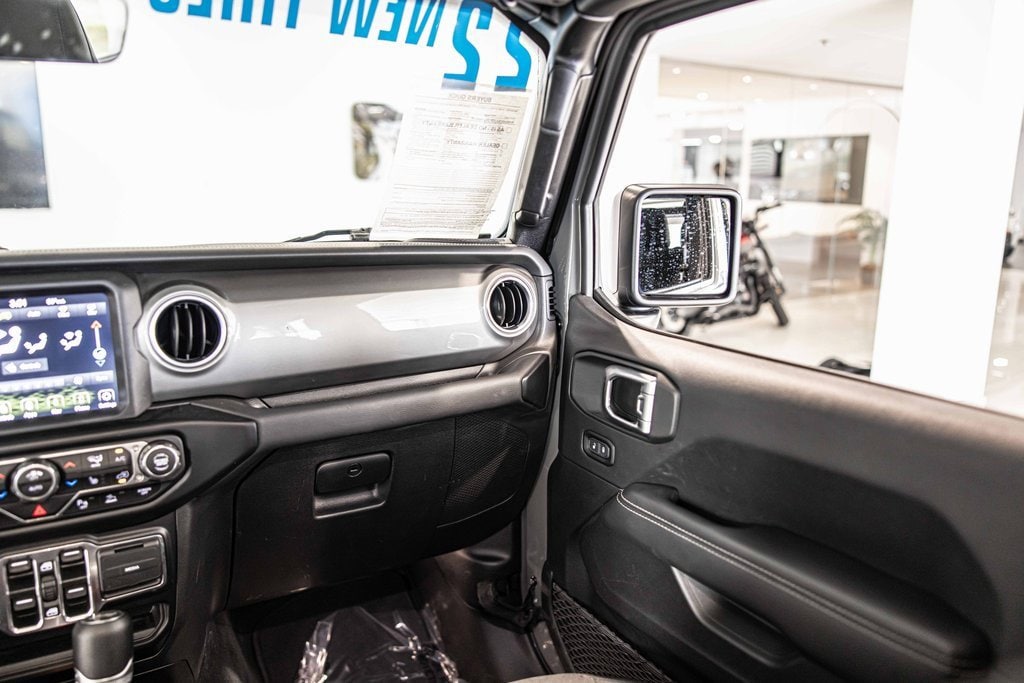 2022 JEEP WRANGLER - Image 38