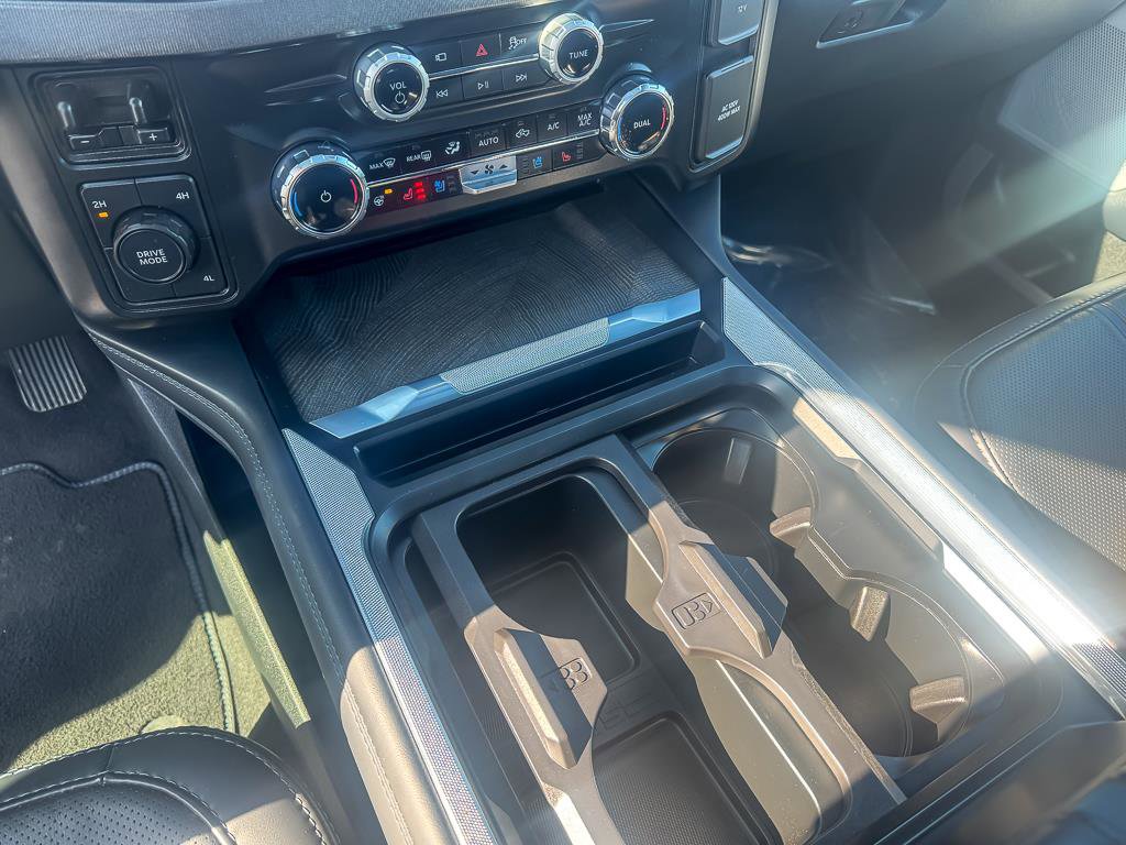 2025 FORD F-450 - Image 25