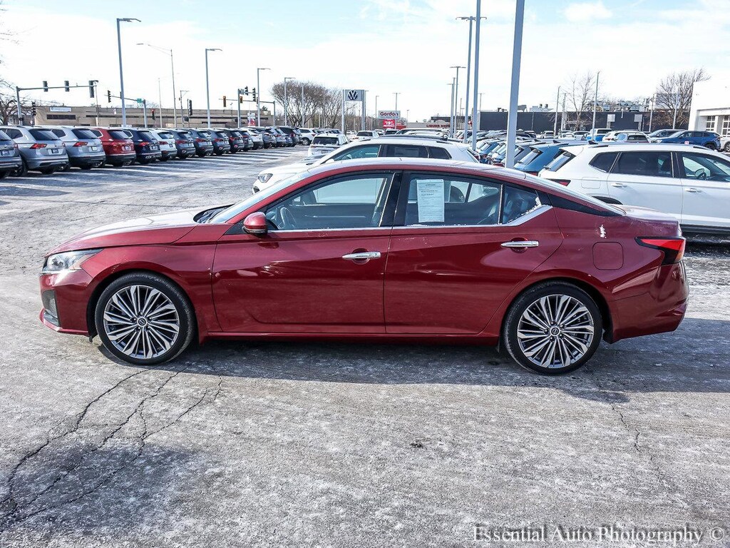 Used 2023 Nissan Altima 2.5 SL Sedan