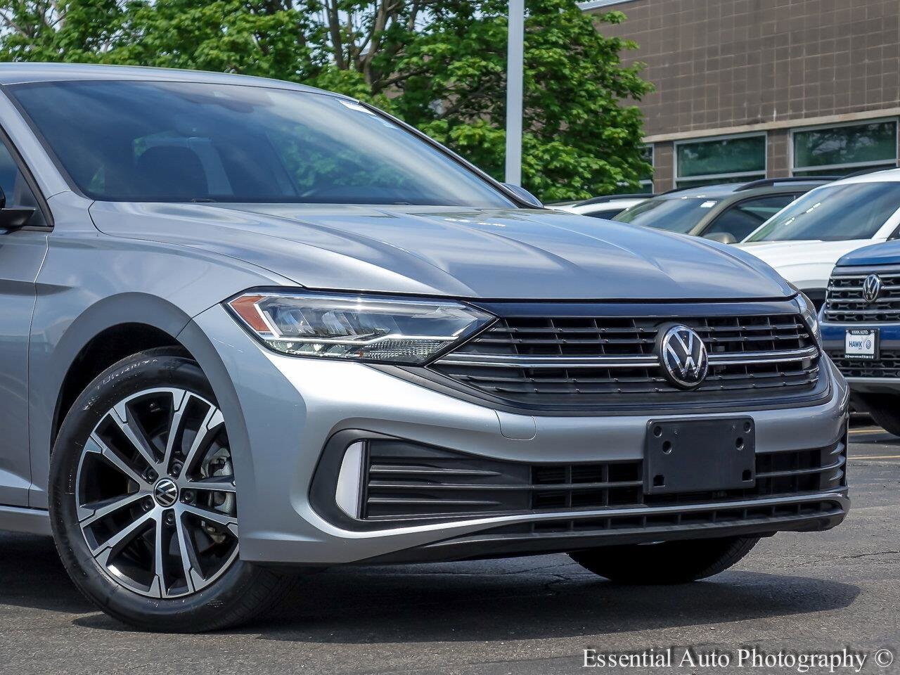 Used 2024 Volkswagen Jetta Sport with VIN 3VWBM7BU9RM027775 for sale in Plainfield, IL
