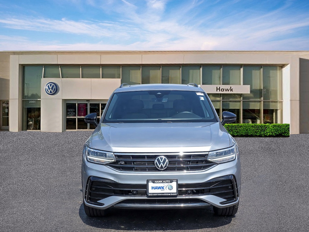 Used 2023 Volkswagen Tiguan SE R-Line Black 2.0T SE R-Line Black 4MOTION
