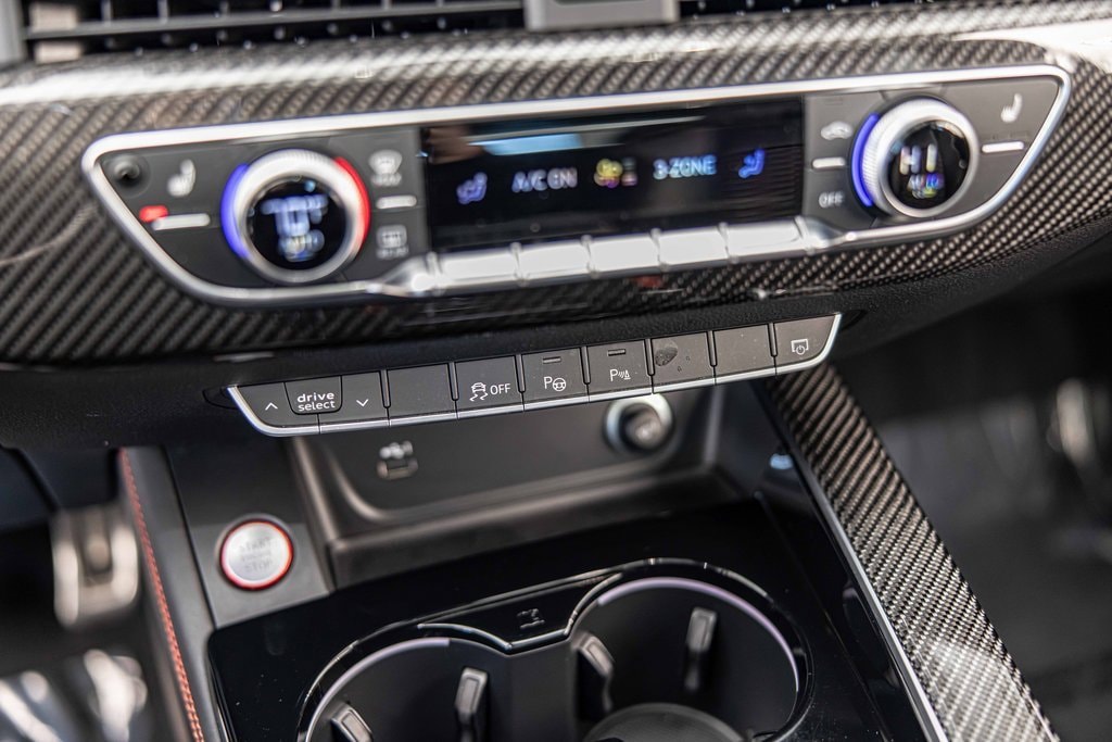 2022 AUDI RS 5 - Image 28