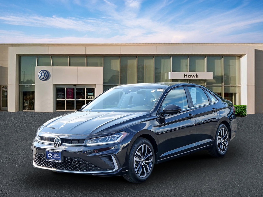 Used 2025 Volkswagen Jetta SE SE Auto
