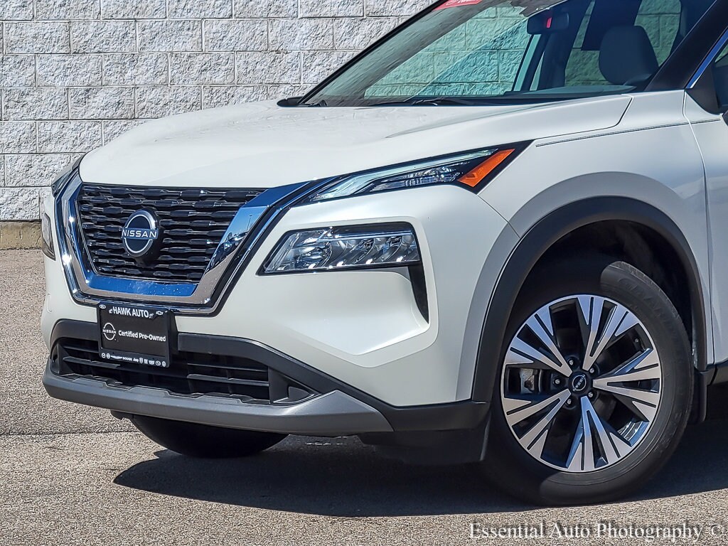 2023 Nissan Rogue SV photo 2