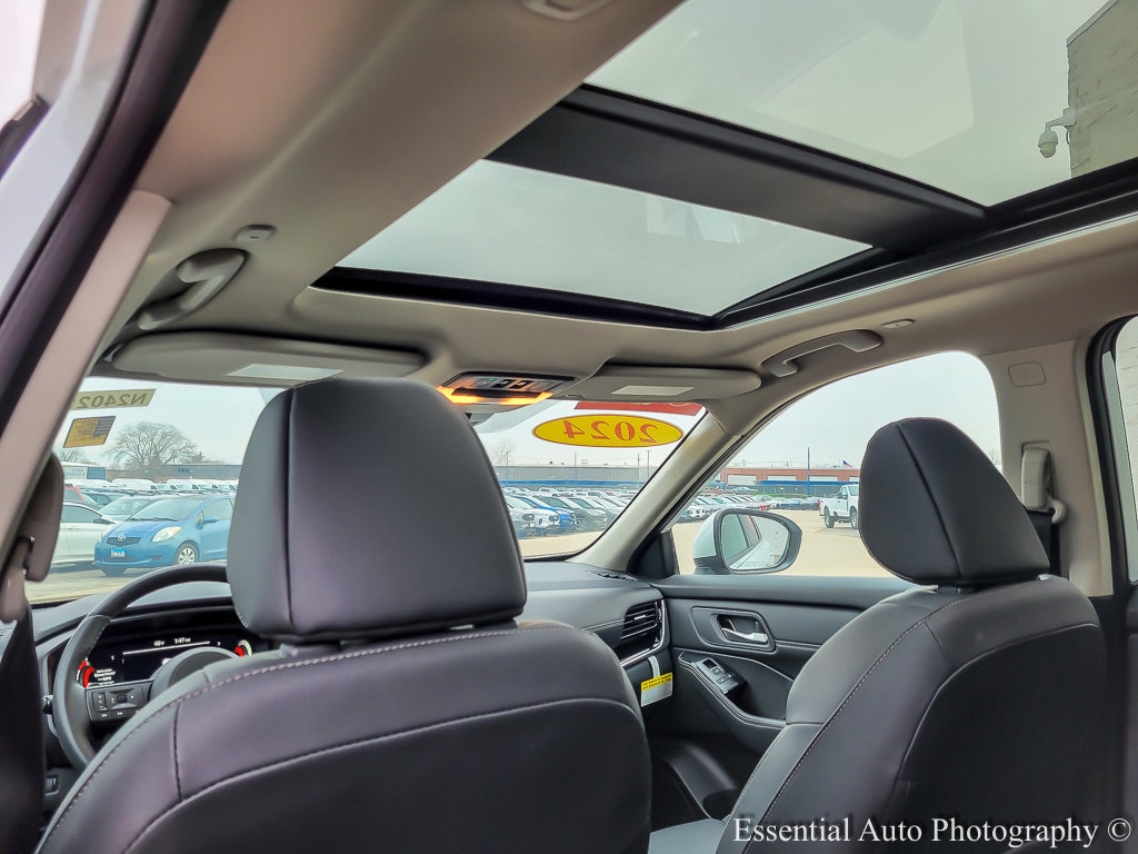 2024 NISSAN ROGUE - Image 11