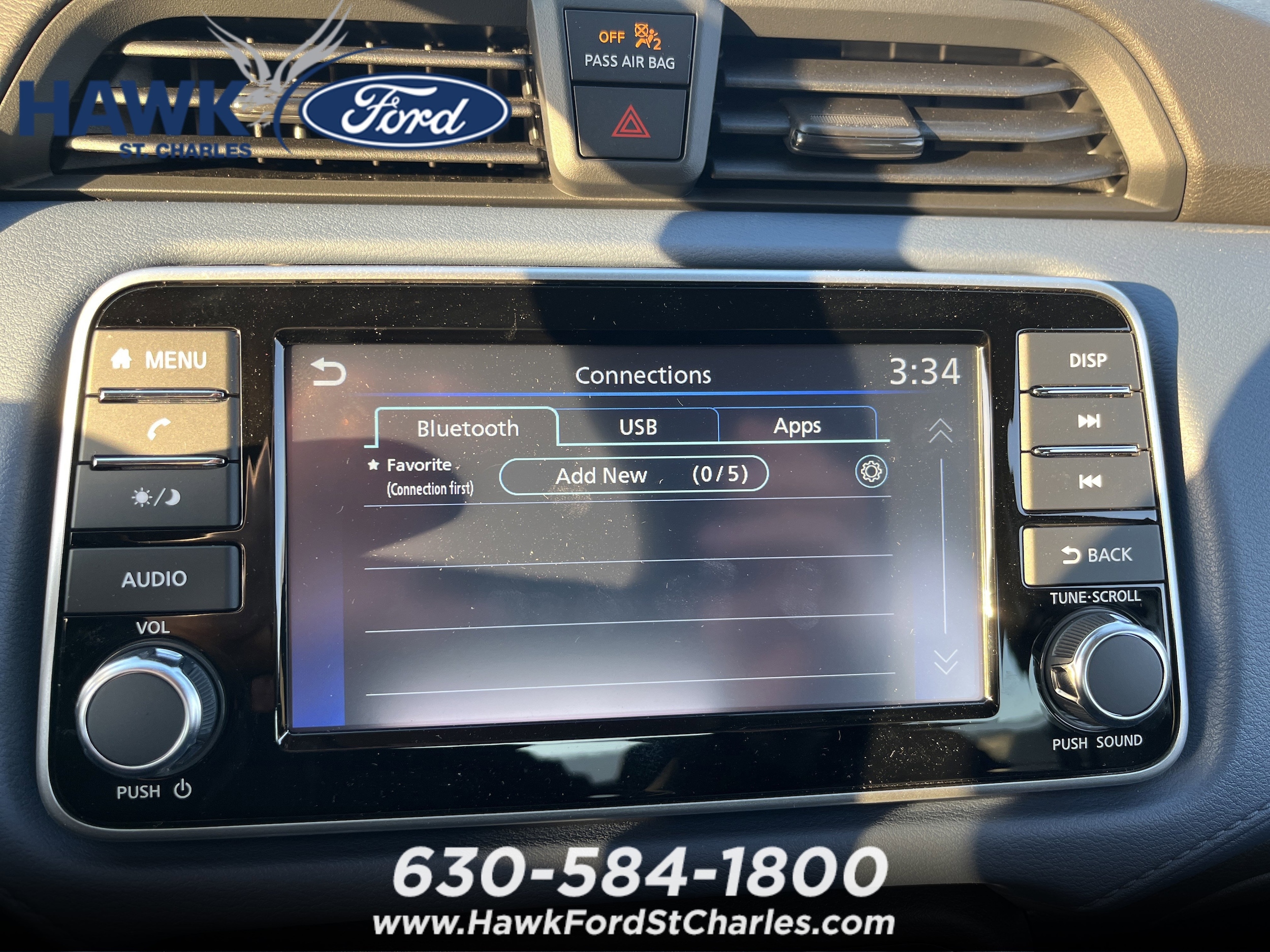 2025 NISSAN VERSA - Image 18