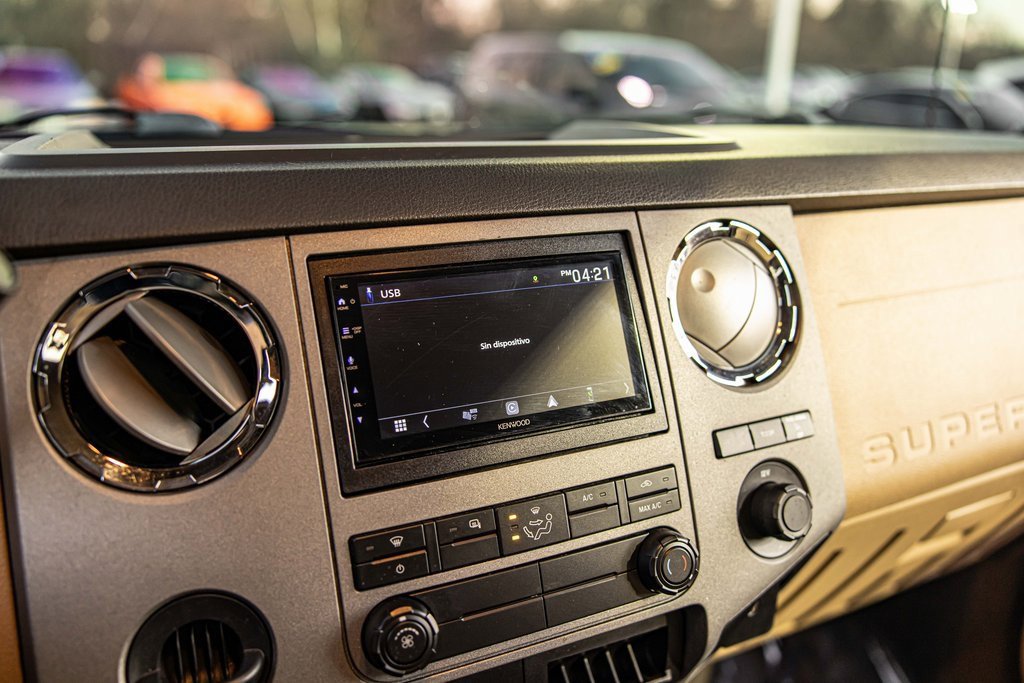 2011 FORD F-350 - Image 23