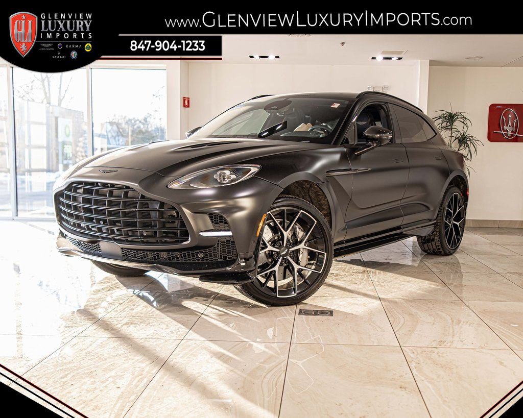 2025 Aston Martin DBX 4.0 V8 707 AWD's photo