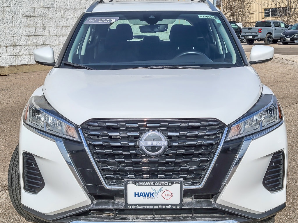 Used 2024 Nissan Kicks SV SV FWD